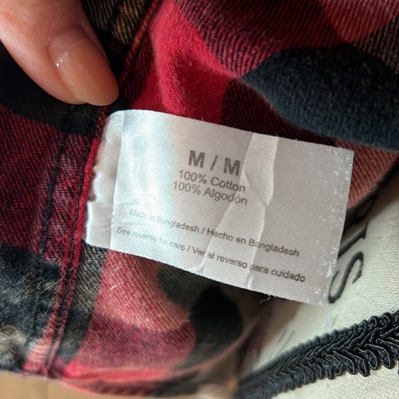 Eddie Bauer Women’s Distressed Long Sleeve Button Down - Picture 5 of 6